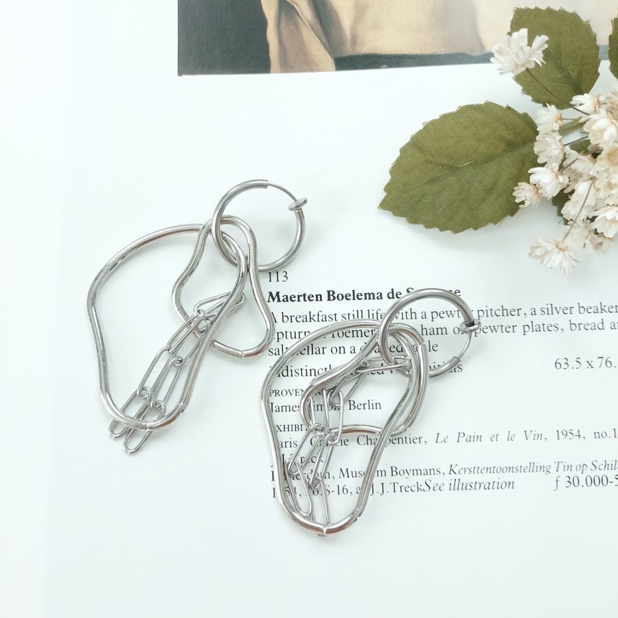 62. アートワイヤー・イヤリング[Photo1]