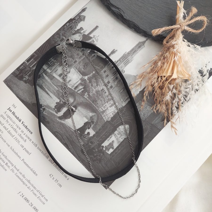 U.【金属アレルギー対応】ベロアリボン×チェーンのチョーカー ボリュームver.[Photo1]